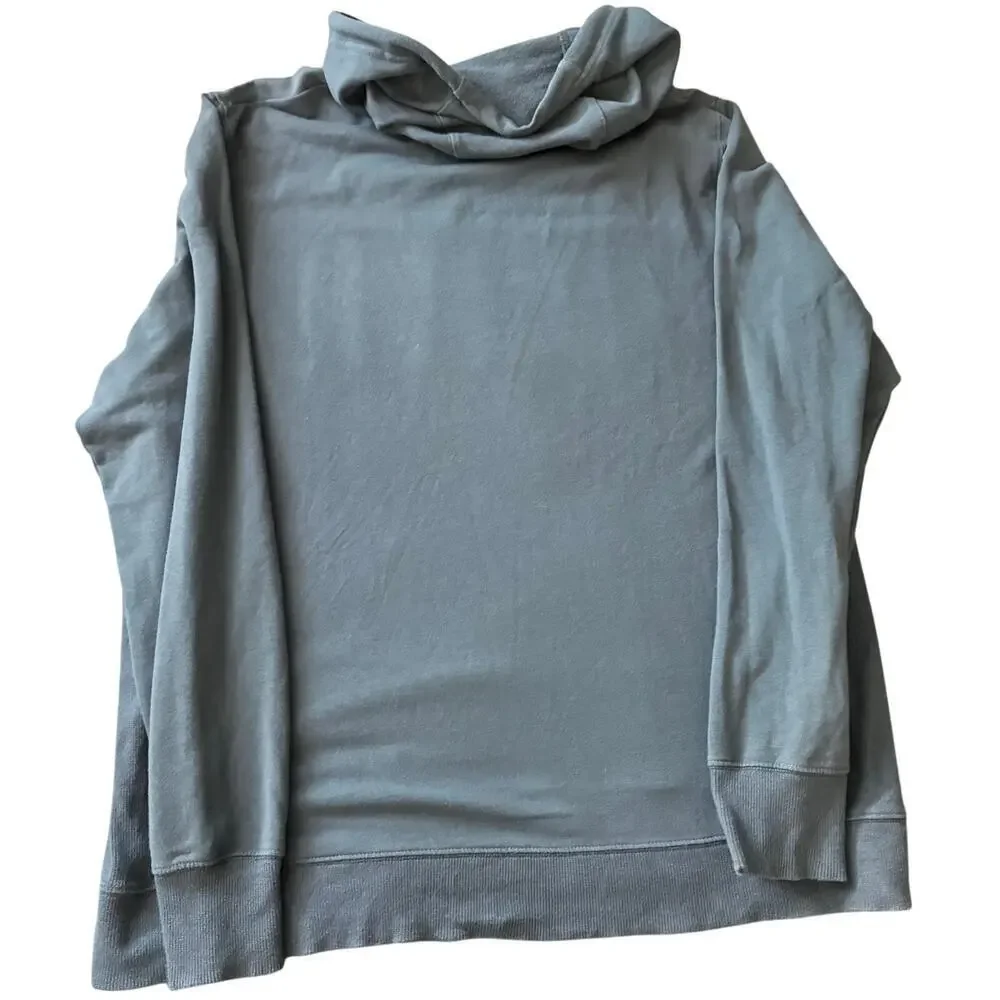 L.L.Bean Slightly Fitted Hoodie Size L Mountain Graphic Pullover Gray GORPCORE